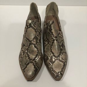 Chinese Laundry Slip-on Ankle Boot Metallic Brown Snake Print Western Women 8.5M